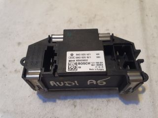 bontott AUDI A5 Előtét Ellenállás Fűtőmotor