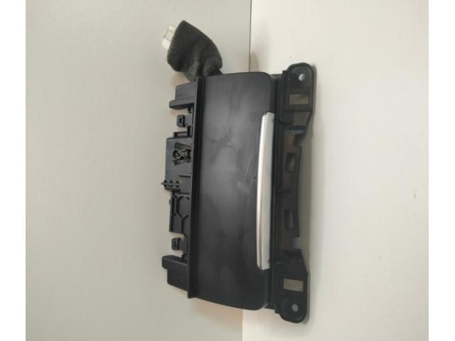 bontott AUDI A5 Első Hamutartó