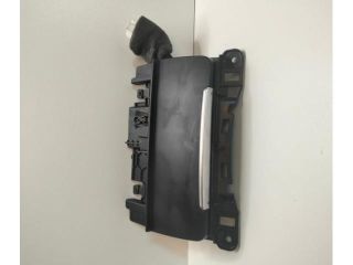 bontott AUDI A5 Első Hamutartó