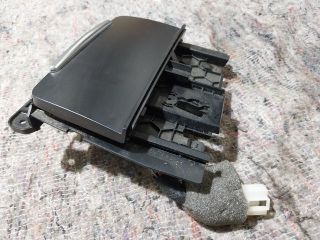 bontott AUDI A5 Első Hamutartó