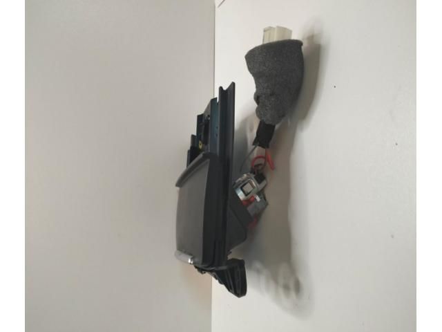 bontott AUDI A5 Első Hamutartó