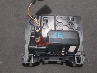 bontott AUDI A5 Első Hamutartó