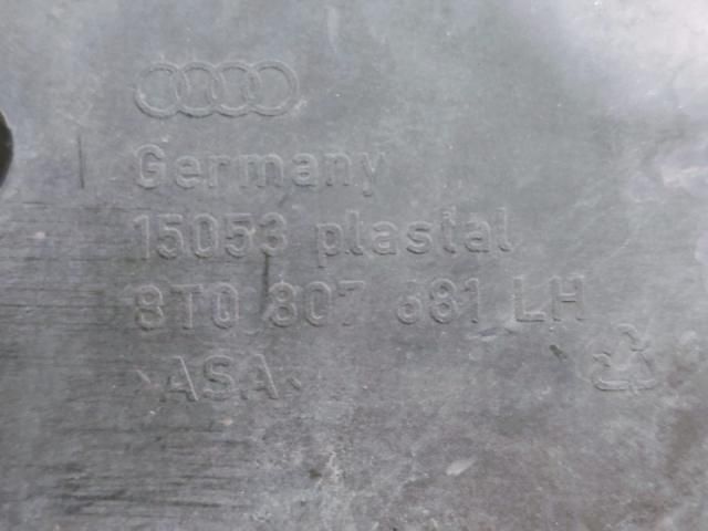 bontott AUDI A5 Első Lökhárító Díszléc