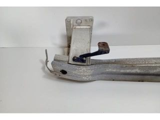 bontott AUDI A5 Első Lökhárító Merevítő (Fém)