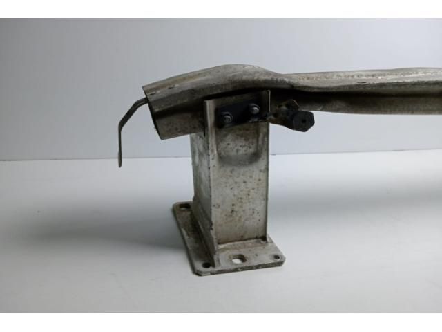 bontott AUDI A5 Első Lökhárító Merevítő (Fém)