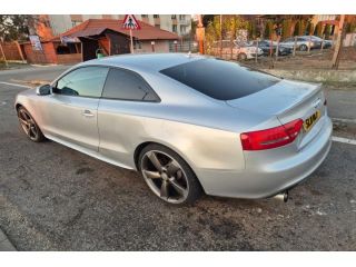 bontott AUDI A5 Első Lökhárító (Részeivel)