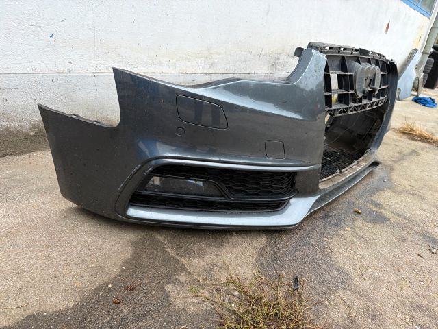 bontott AUDI A5 Első Lökhárító (Részeivel)