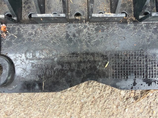 bontott AUDI A5 Első Lökhárító (Részeivel)