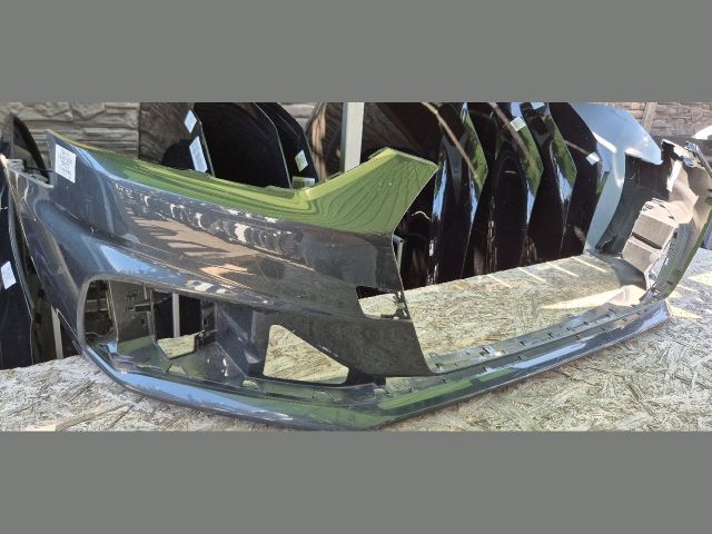 bontott AUDI A5 Első Lökhárító (Üresen)