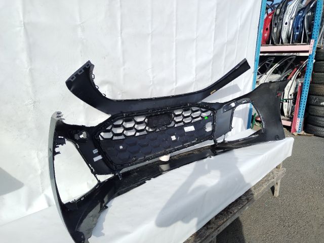 bontott AUDI A5 Első Lökhárító (Üresen)