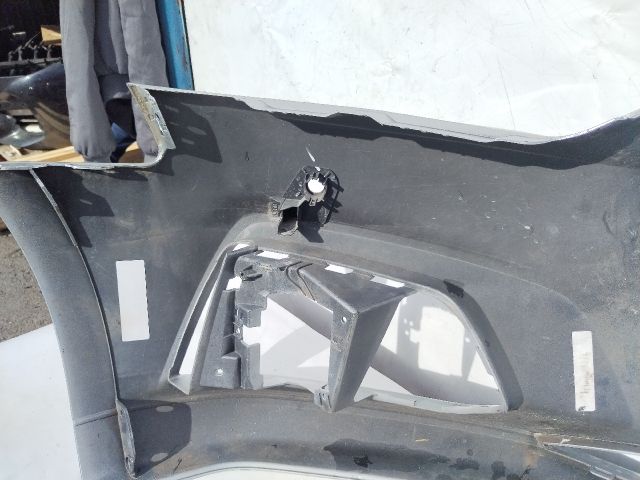 bontott AUDI A5 Első Lökhárító (Üresen)