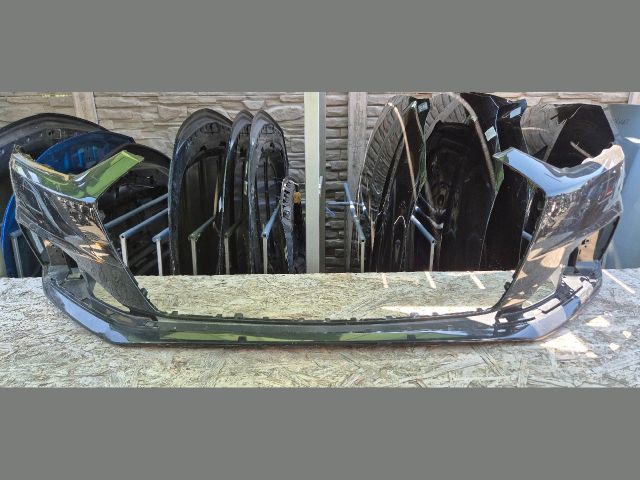 bontott AUDI A5 Első Lökhárító (Üresen)