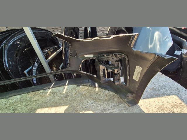 bontott AUDI A5 Első Lökhárító (Üresen)