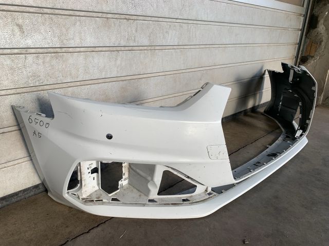 bontott AUDI A5 Első Lökhárító (Üresen)