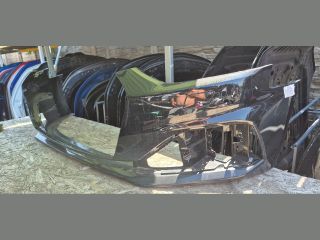 bontott AUDI A5 Első Lökhárító (Üresen)