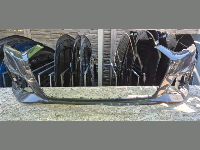 bontott AUDI A5 Első Lökhárító (Üresen)