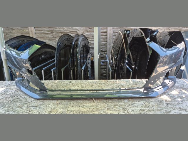 bontott AUDI A5 Első Lökhárító (Üresen)