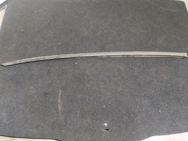 bontott AUDI A5 Első Szélvédő Jobb Díszléc