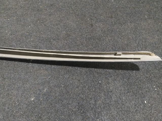 bontott AUDI A5 Első Szélvédő Jobb Díszléc