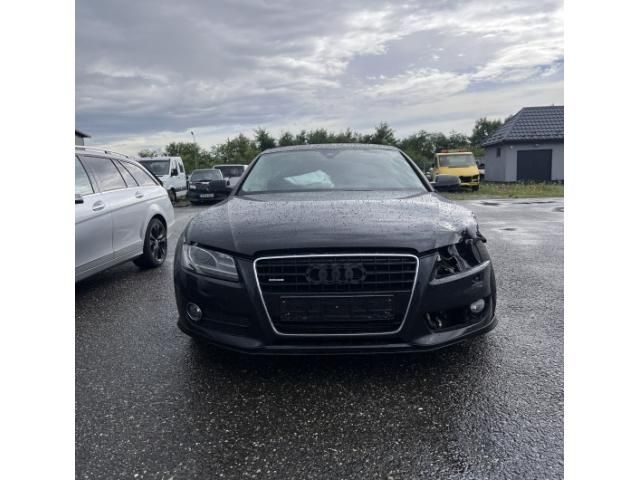 bontott AUDI A5 Felniközép (1 db)