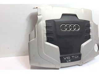 bontott AUDI A5 Felső Hűtőburkolat