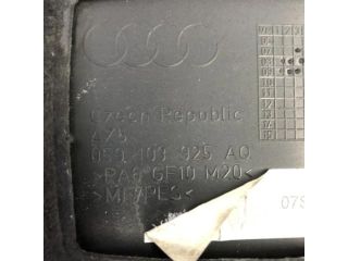 bontott AUDI A5 Felső Hűtőburkolat