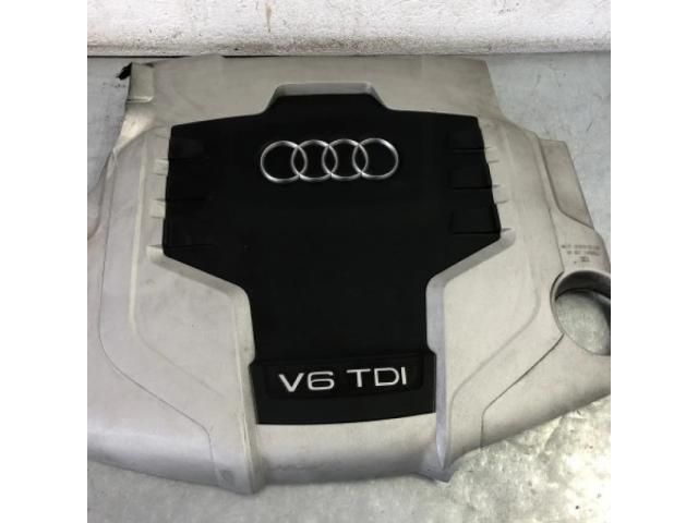 bontott AUDI A5 Felső Hűtőburkolat