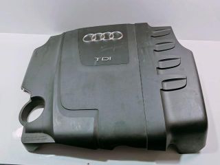 bontott AUDI A5 Felső Hűtőburkolat