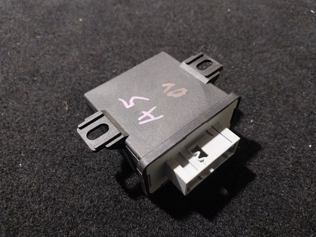 bontott AUDI A5 Fényszóró Elektronika