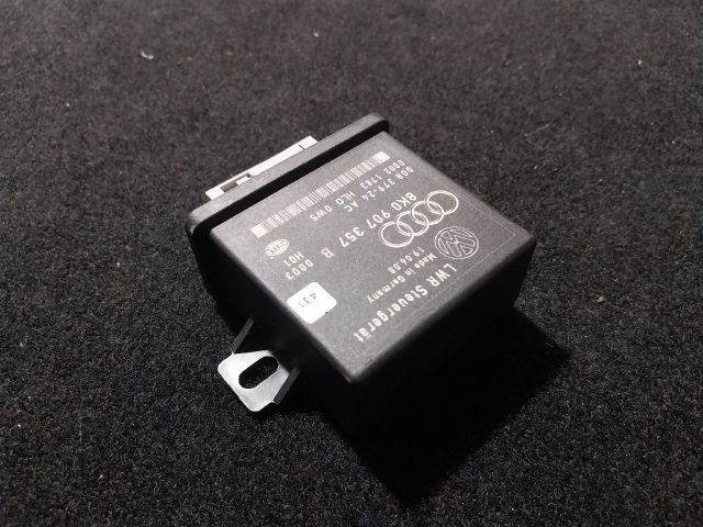 bontott AUDI A5 Fényszóró Elektronika