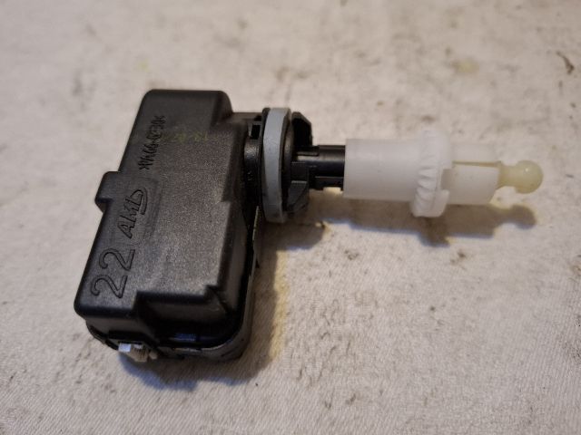 bontott AUDI A5 Fényszórómagasság Állító Motor Bal