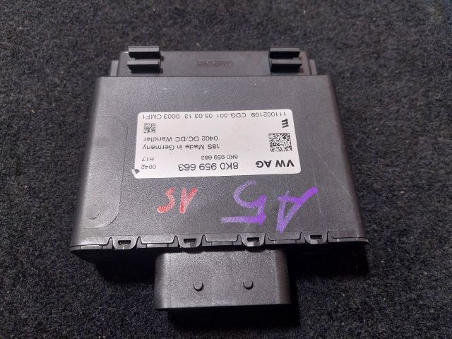 bontott AUDI A5 Feszültségszabályzó