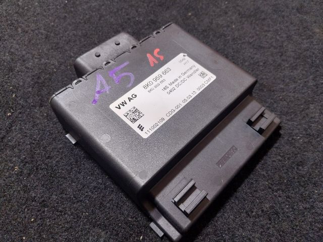 bontott AUDI A5 Feszültségszabályzó