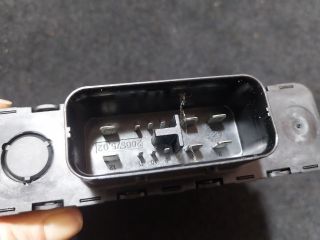 bontott AUDI A5 Feszültségszabályzó