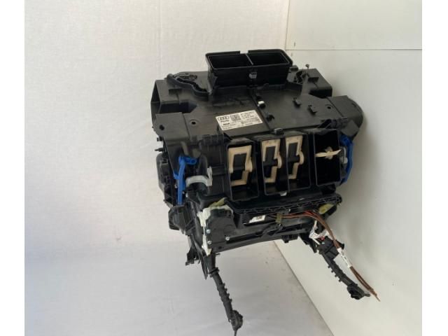 bontott AUDI A5 Fűtés Box
