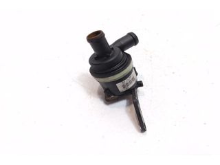 bontott AUDI A5 Fűtéscsap