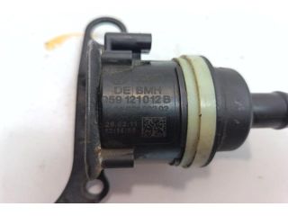 bontott AUDI A5 Fűtéscsap