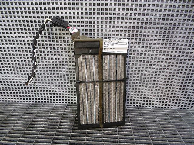 bontott AUDI A5 Fűtőradiátor