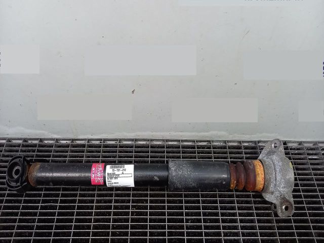 bontott AUDI A5 Hátsó Lengéscsillapító (Pozíciófüggetlen)