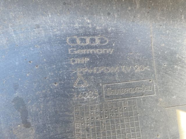 bontott AUDI A5 Hátsó Lökhárító (Részeivel)