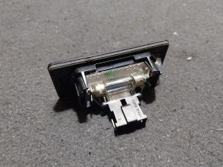 bontott AUDI A5 Hátsó Rendszámtábla Világítás