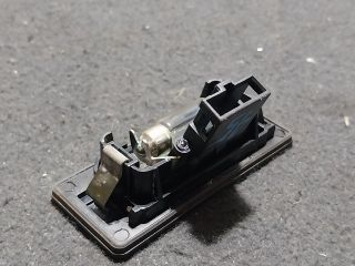 bontott AUDI A5 Hátsó Rendszámtábla Világítás