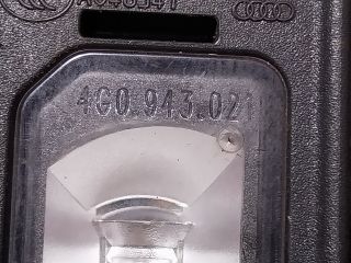 bontott AUDI A5 Hátsó Rendszámtábla Világítás