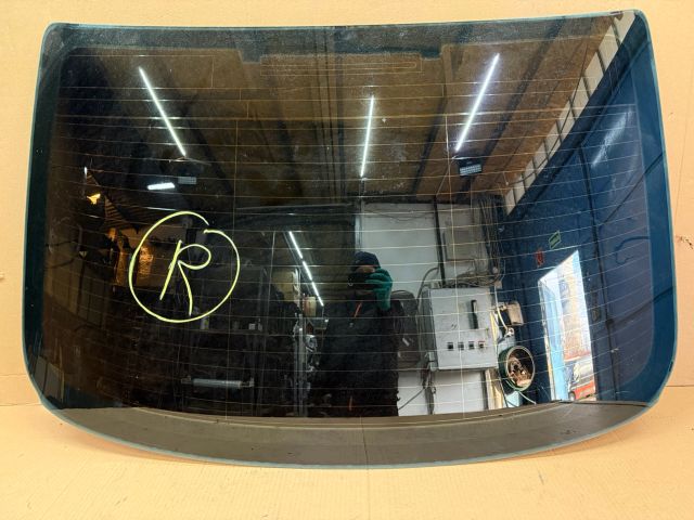 bontott AUDI A5 Hátsó Szélvédő