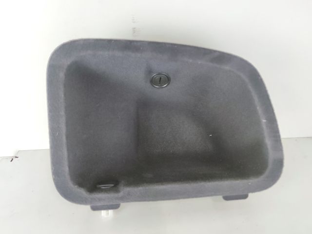 bontott AUDI A5 Hátsó Tároló Rekesz