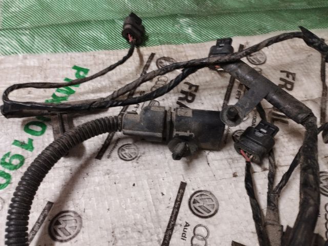 bontott AUDI A5 Hátsó Tolatóradar Kábelköteg