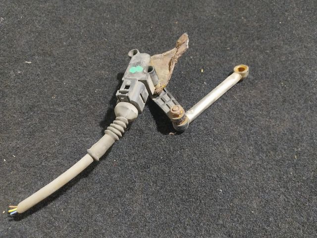 bontott AUDI A5 Hátsó Xenon Szintszabályzó Jeladó