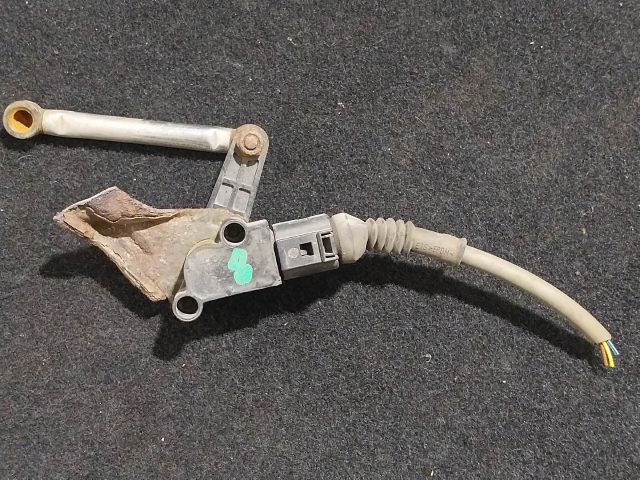 bontott AUDI A5 Hátsó Xenon Szintszabályzó Jeladó