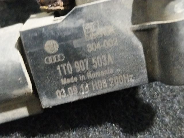 bontott AUDI A5 Hátsó Xenon Szintszabályzó Jeladó