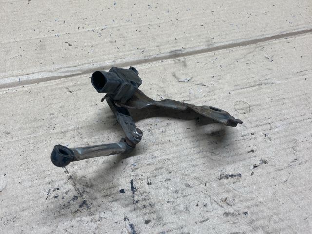 bontott AUDI A5 Hátsó Xenon Szintszabályzó Jeladó